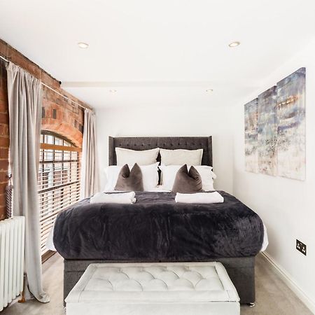 High End Luxury Townhouse In Jq, 4 Bedrooms, Flat Screen Tv In All Rooms, Free Parking, Near Birmingham City Centre Deposit Required Екстериор снимка