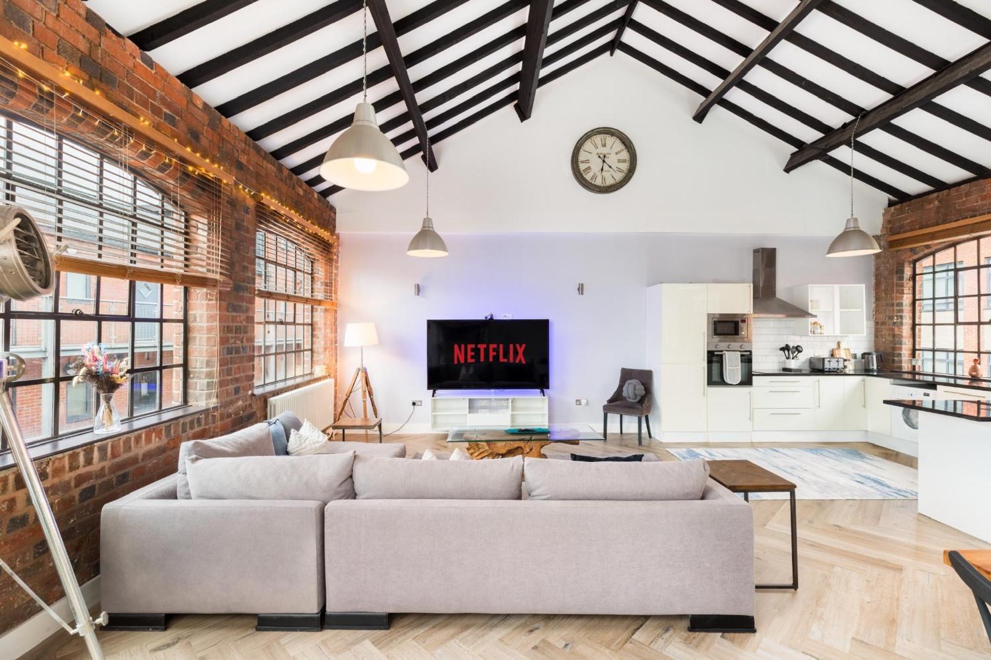 High End Luxury Townhouse In Jq, 4 Bedrooms, Flat Screen Tv In All Rooms, Free Parking, Near Birmingham City Centre Deposit Required Екстериор снимка
