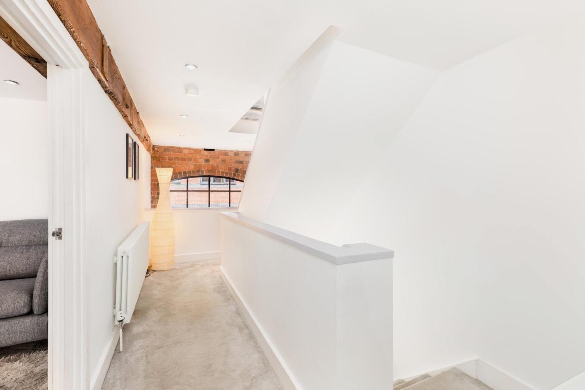 High End Luxury Townhouse In Jq, 4 Bedrooms, Flat Screen Tv In All Rooms, Free Parking, Near Birmingham City Centre Deposit Required Екстериор снимка